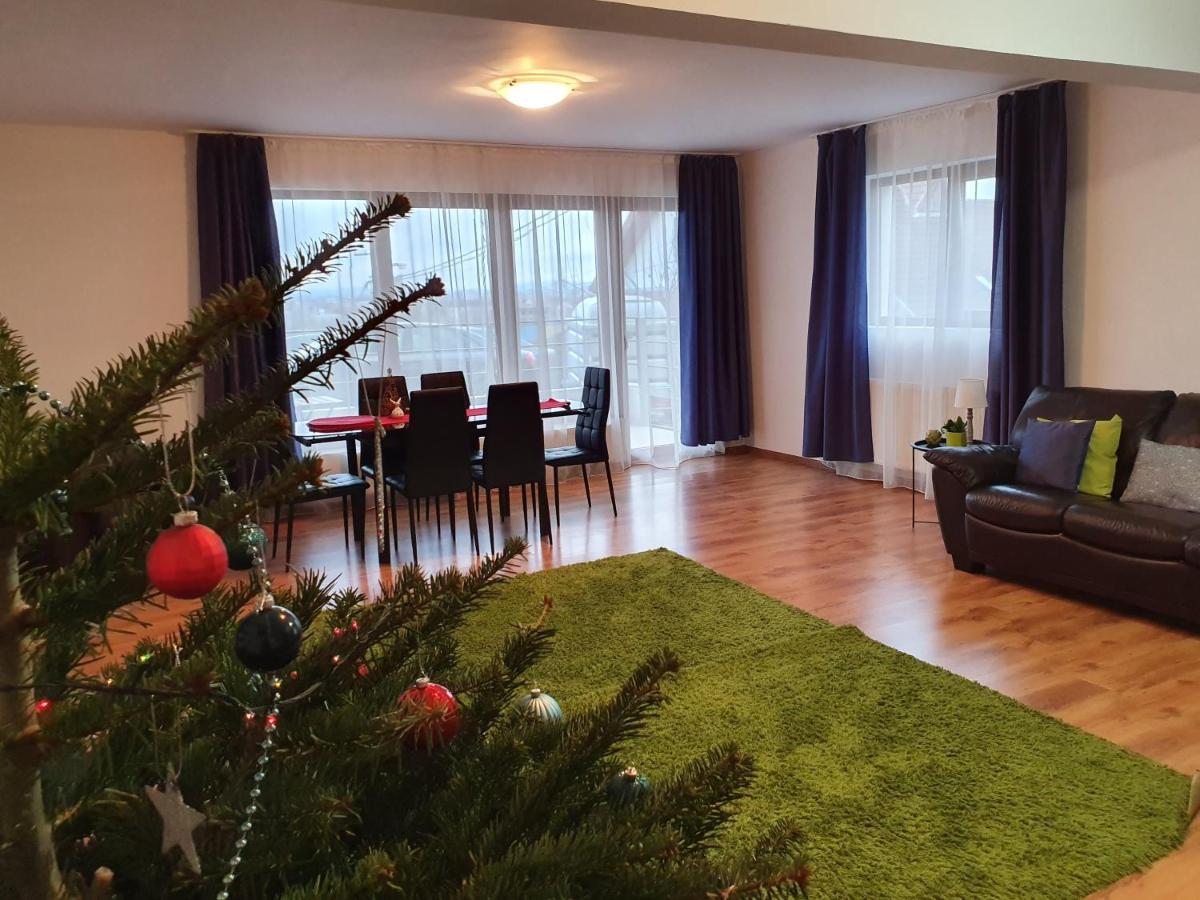 Gloria Apartament Appartement Baia Mare Buitenkant foto